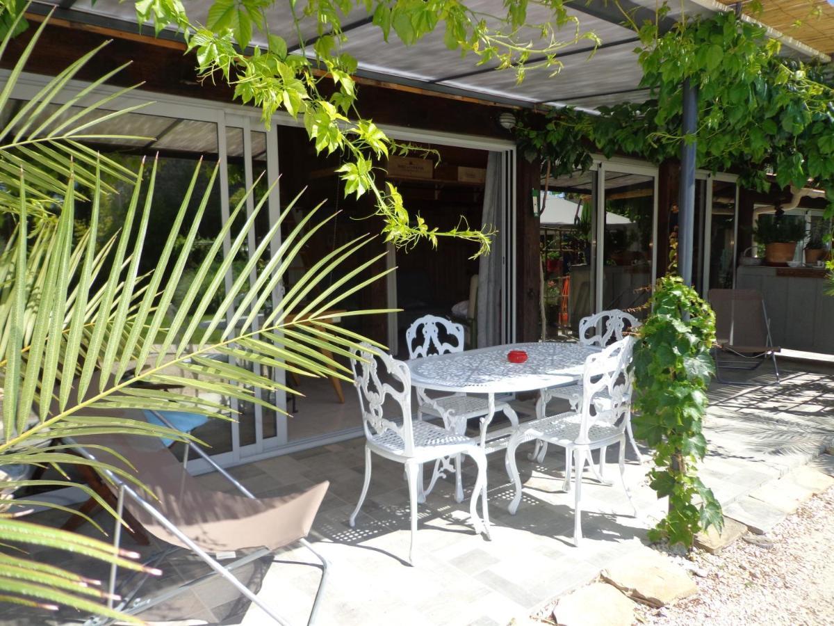 Gites Du Mas Gibert A Saussines Entre Nimes Et Montpellier Εξωτερικό φωτογραφία